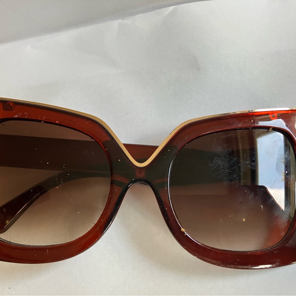 Women’s sunglasses